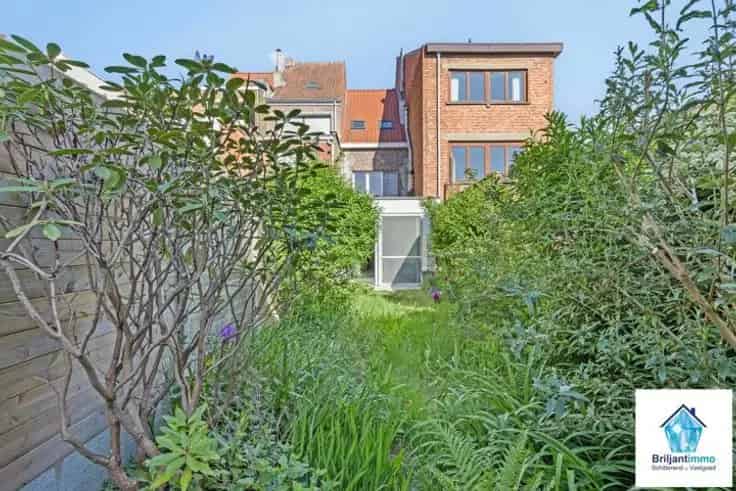 Huis Te Koop Mechelen: 3 Slaapkamers, Stadstuin, Gerenoveerd