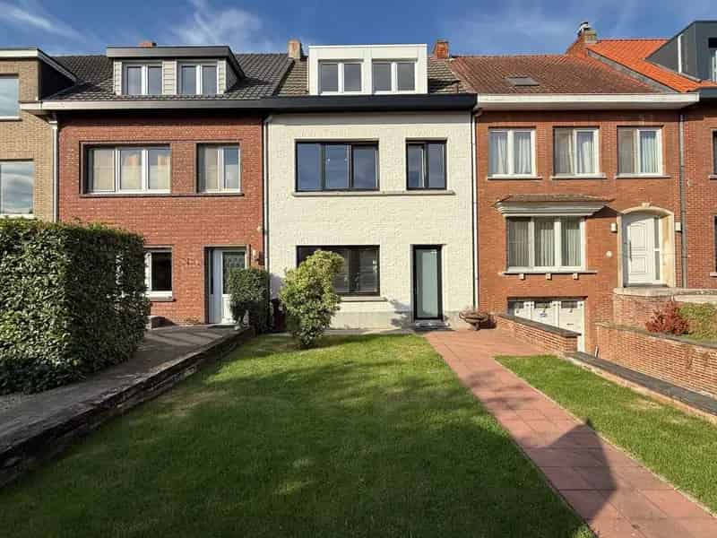 INSTAPKLARE WONING MET TUIN