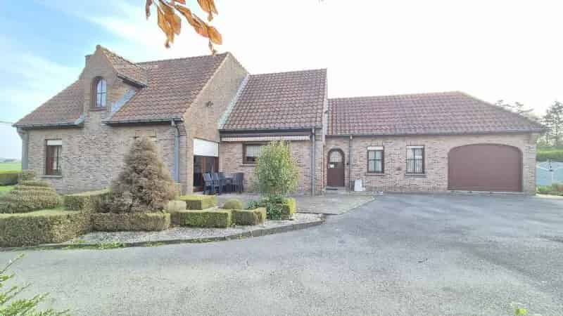 Villa te koop Houthulst