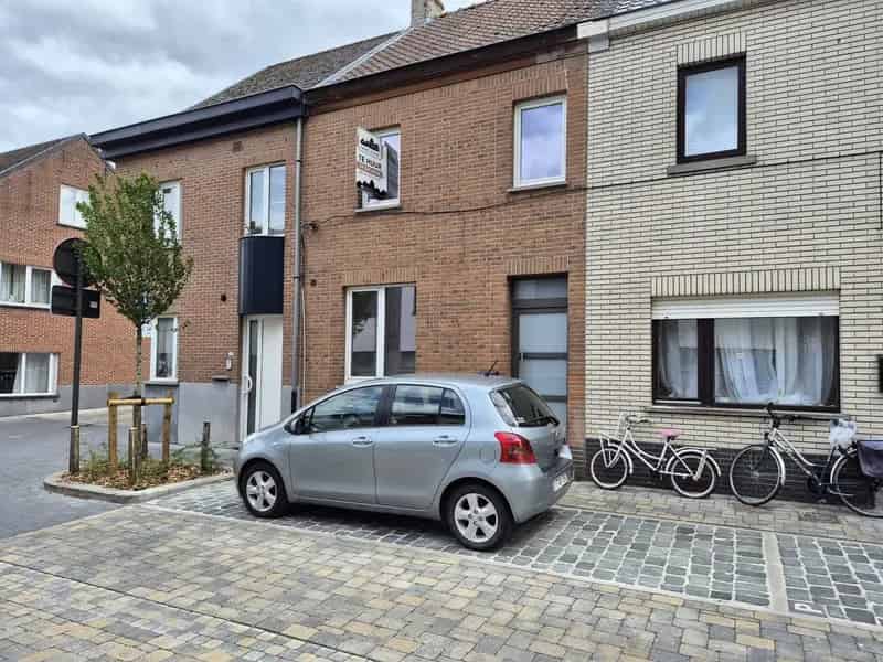 Leuke instapklare woning met koer.