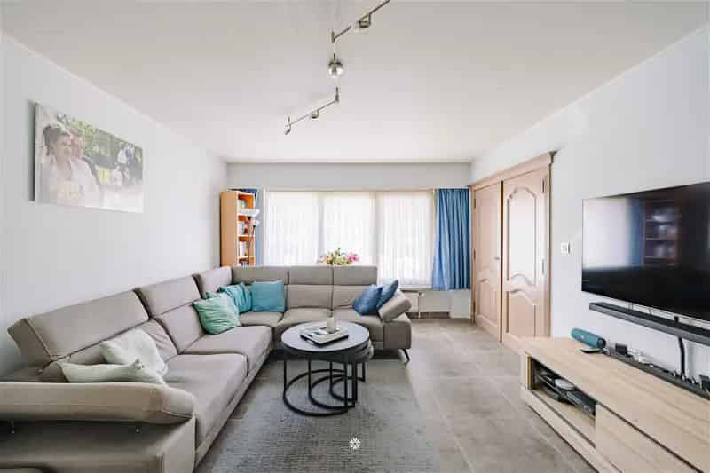Instapklare woning met 4 slaapkamers te Sint Niklaas