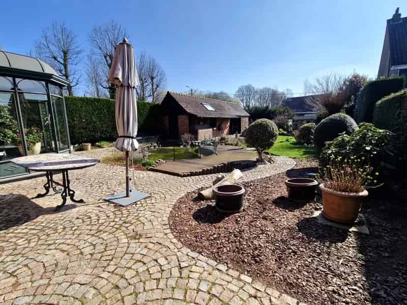 Huis te huur Liedekerke Roosdaal: Charmante Villa met Tuin en Garage