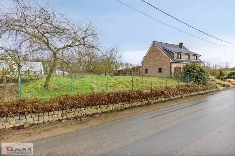 IGL stelt voor: een charmante villa met ruime tuin te koop in Lennik