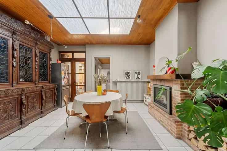 Huis Te Koop Kortrijk: 4 Slaapkamers Nabij Centrum