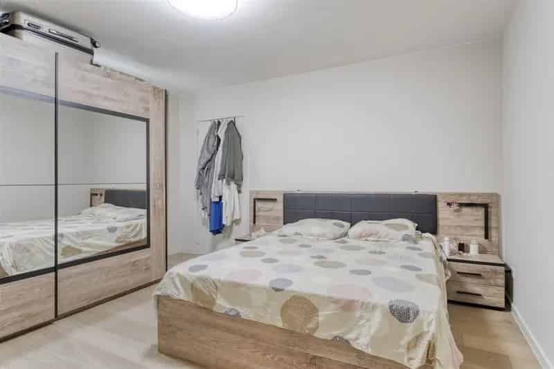 Instapklare woning met garage en conforme elektriciteit.