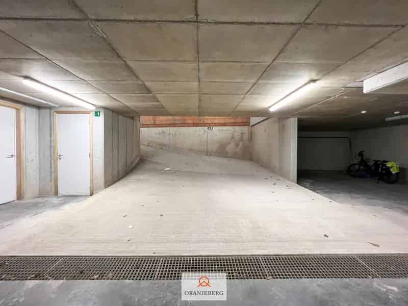 Garage / parking te koop in Lovendegem