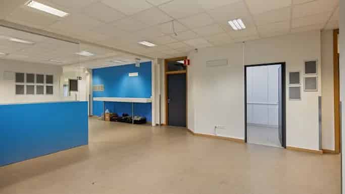Kantoorgebouw te huur in Nijverheidslaan 5190, Sint-Truiden - Dewaele