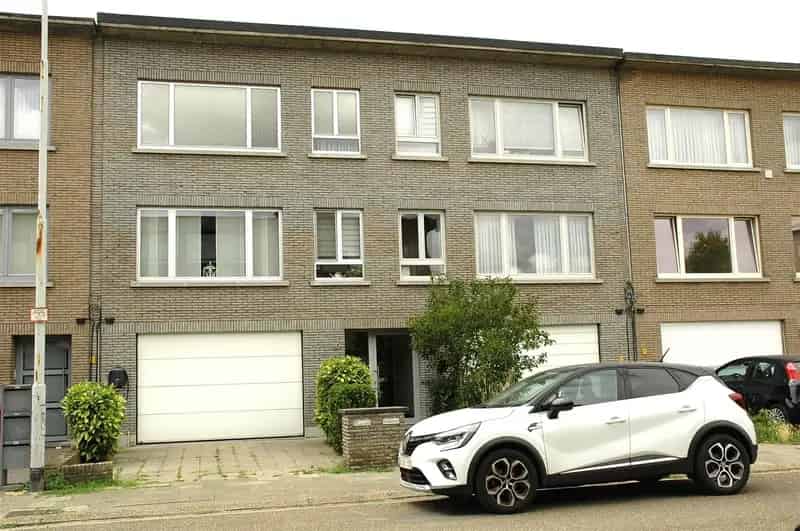 Appartement te Koop 2 slaapkamers terras garage