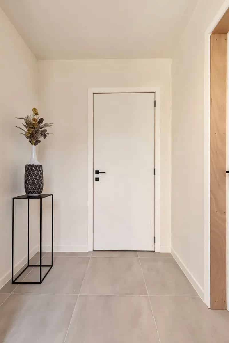 Halfopen nieuwbouwwoning met 4 slpk. gelegen in de dorpskern van Minderhout!