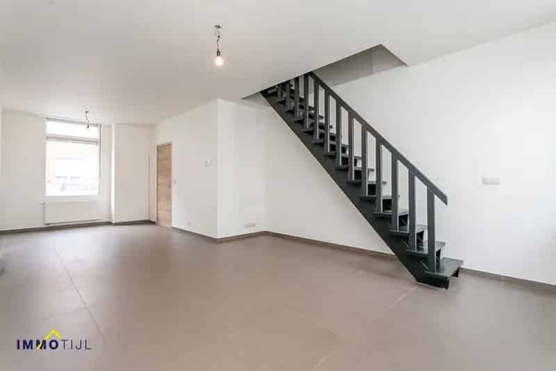 Instapklare woning met 3 slpks!