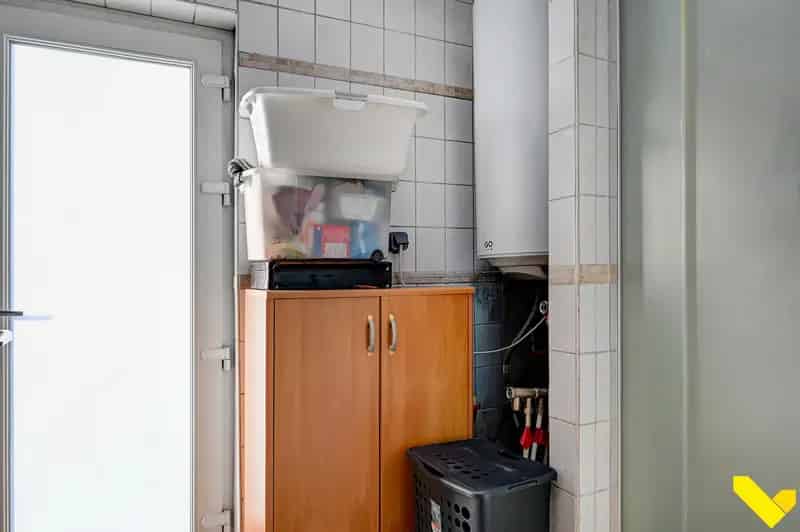 Woning Met 3 Slaapkamers En Frituur.