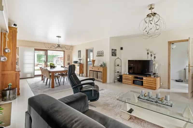 Laagbouwvilla op 2.027 m² met ideale oriëntatie