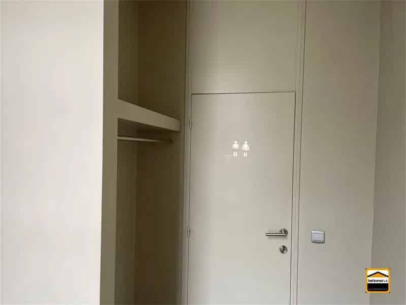 Huis te huur Diepenbeek: Handelspand met woning