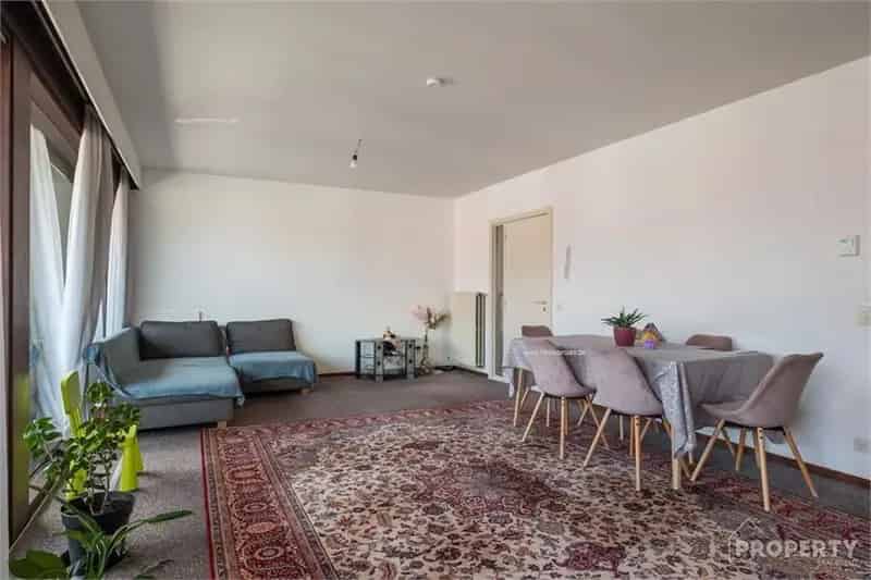 Appartement te koop Oostrozebeke