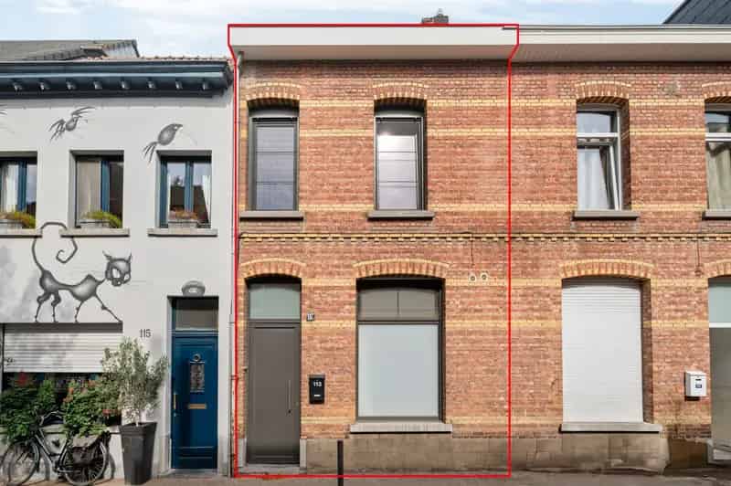 Instapklare en gerenoveerde woning met 3 slaapkamers!