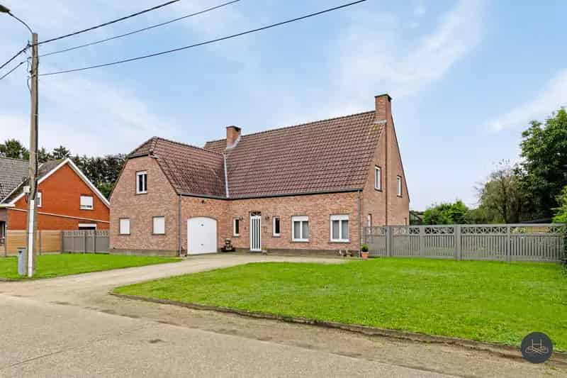 Ruime, instapklare woning op riant perceel