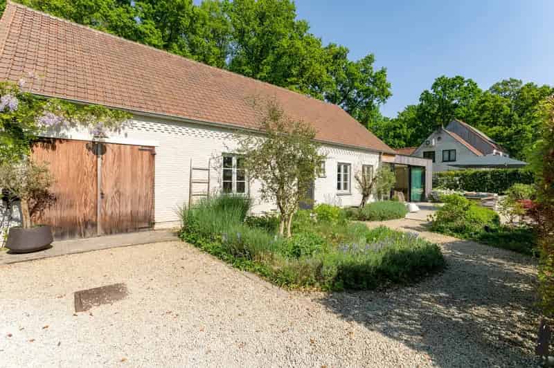 Te huur Villa Schilde: 3-5 slaapkamers, tuin, garage, laadpaal