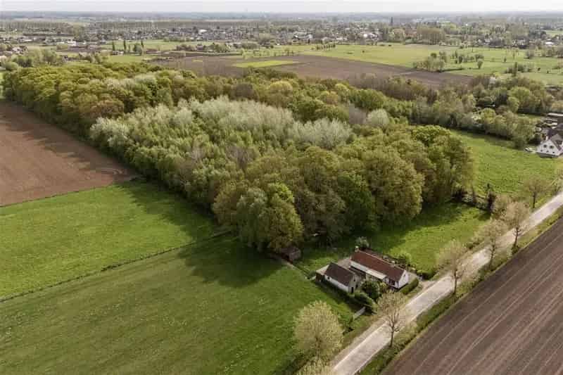 Subliem gelegen woning met uitbreidingsmogelijkheden