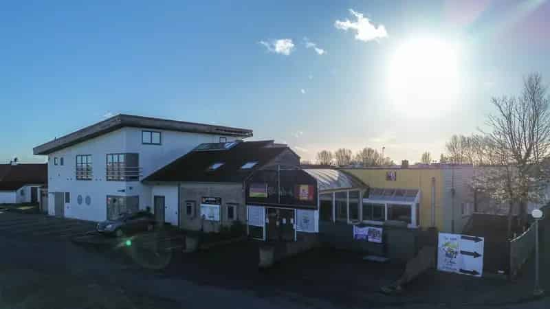Unieke commerciële vastgoedkans nabij het centrum van De Haan!