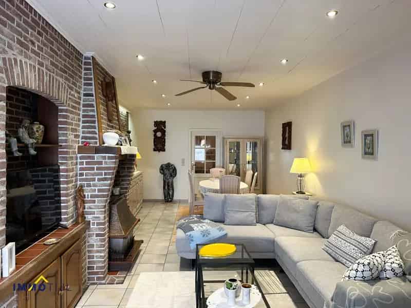 Instapklare woning met 3 slk en gezellige stadstuin te Aalst!