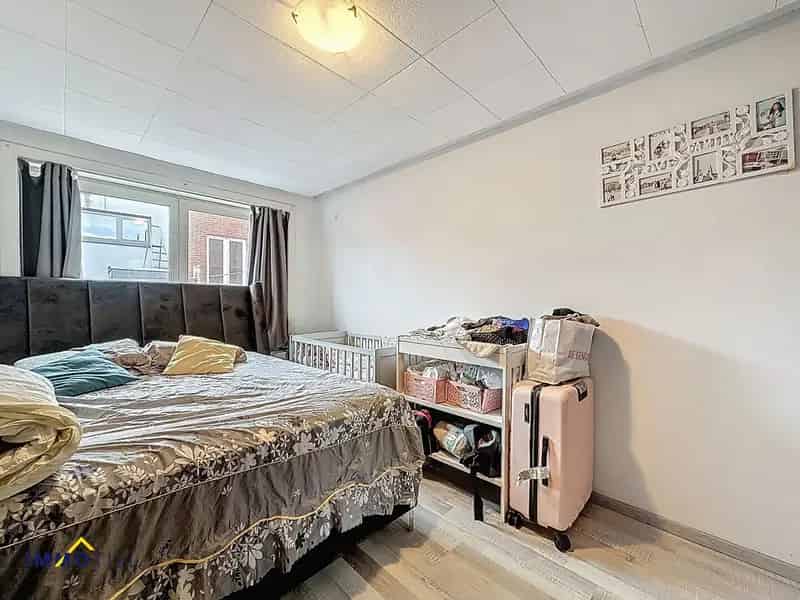 Centraal gelegen 2 SLPK appartement te Aalst.