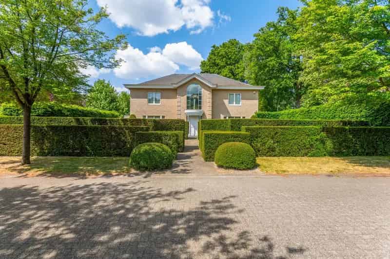 Tijdloze royale villa (EPC B) op prachtig perceel in De List