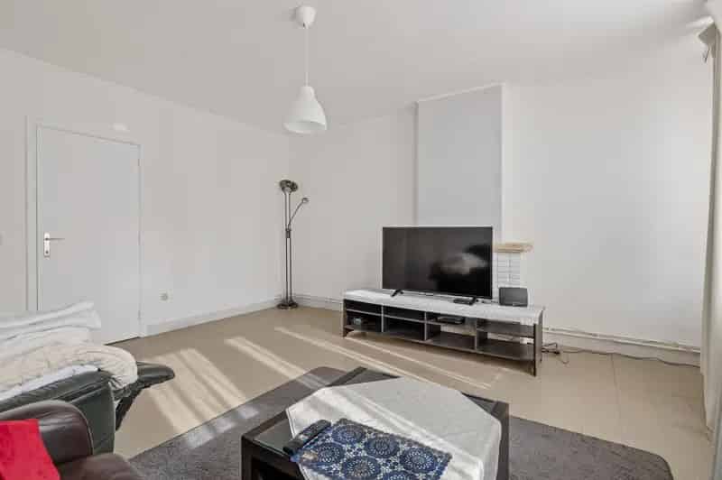 Opbrengsteigendom bestaande uit 6 appartementen en 6 garages