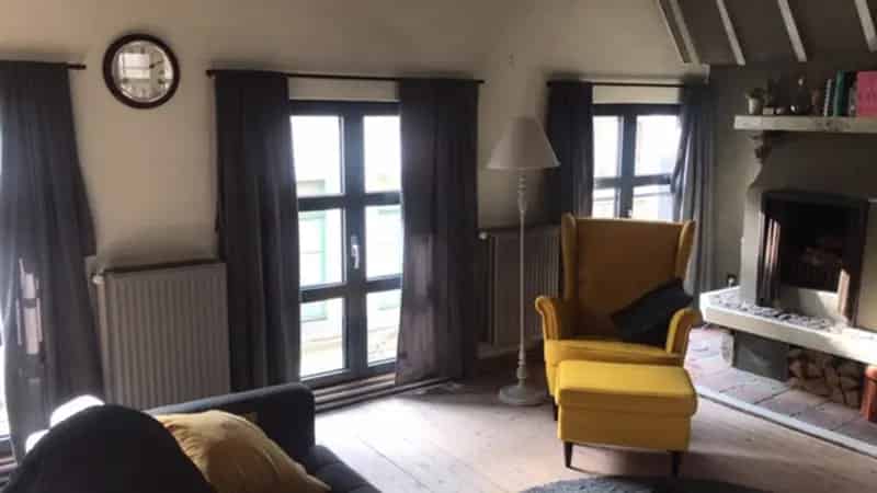 ANTWERPEN-CENTRUM - Karaktervol handelshuis met triplex appartement