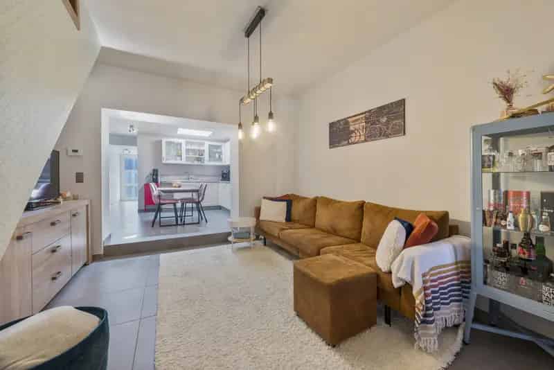 Huis te Huur: Instapklare Woning Aan Het Water