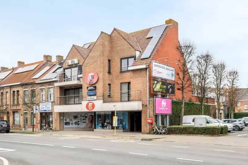 Prachtig opbrengsteigendom met 3 entiteiten in Diksmuide.