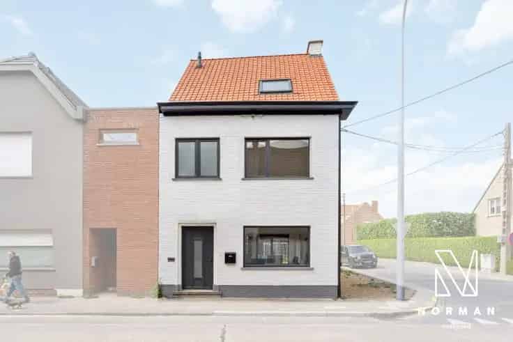Huis Te Koop: Energetisch gerenoveerde gezinswoning met 3 slaapkamers