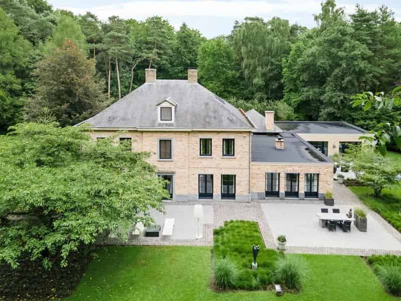 Exclusieve villa met parktuin