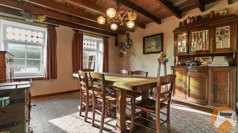 GALMAARDEN  - Unieke woning met grote werkplaats