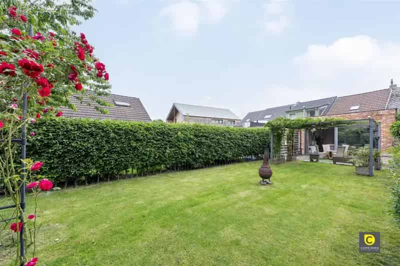 Instapklare woning met prachtige tuin