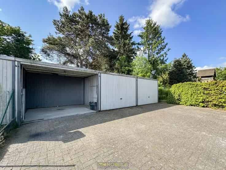 Appartementenblok Te Koop Wetteren: 3 Verhuurde Appartementen met Garages