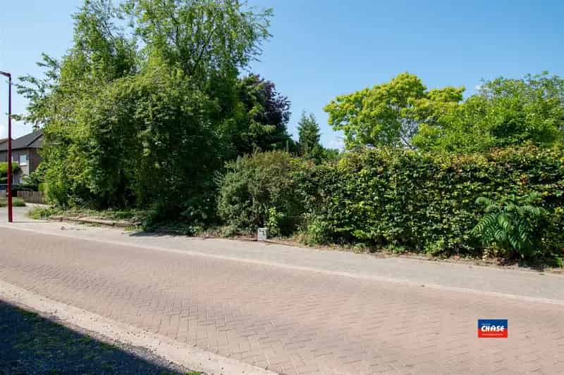 Bouwgrond van 446m² voor half open bebouwing