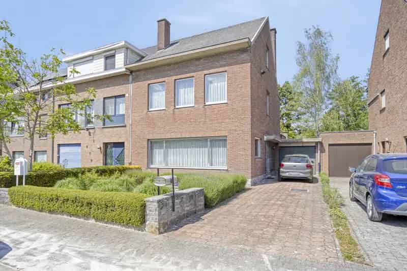 Huis te huur Mechelen Zuid 4 5 slaapkamers garage
