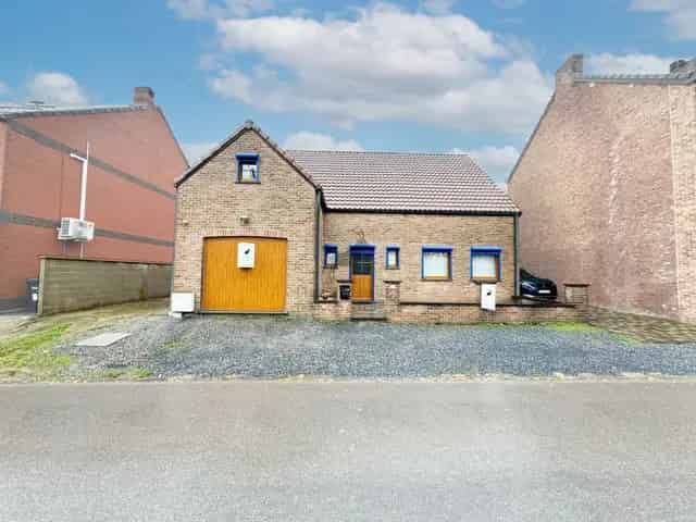 Villa te koop in Anderlues