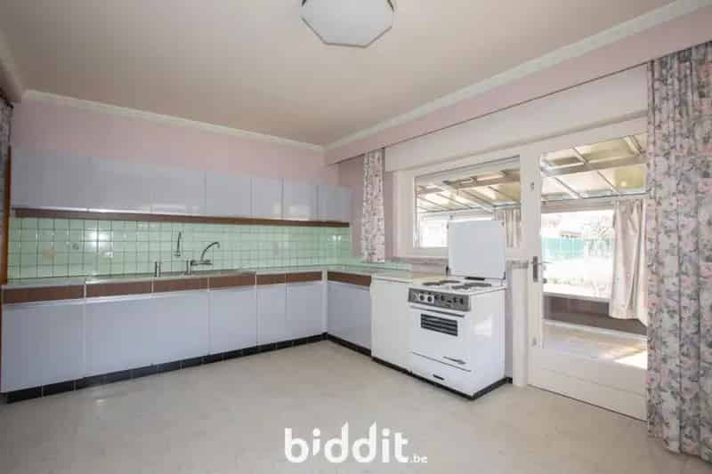 RUSTIG GELEGEN WONING