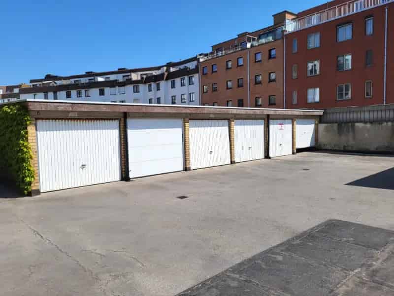 Garage te koop