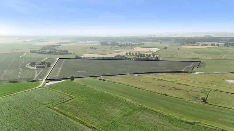 Mooi blok akkerland te Oostkerke. Vrij van gebruik. 10,51 hectare groot.