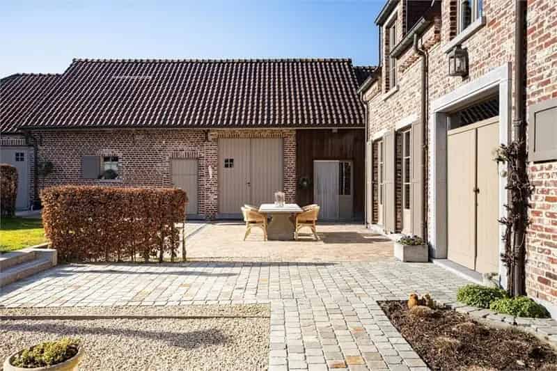 Kantoorruimte te koop Galmaarden