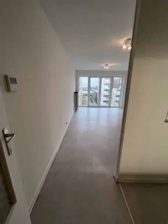 Studio Te Koop Zeedijk Gerenoveerd Rolstoeltoegankelijk