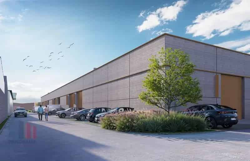 Nieuwbouw bedrijfsgebouw te koop in Ursus Meulebeke