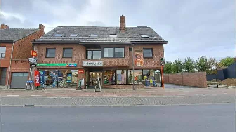 Handelspand te koop Zwevezele