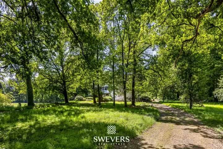Authentieke villa in woonpark (Kayenberg) van 5ha 43a