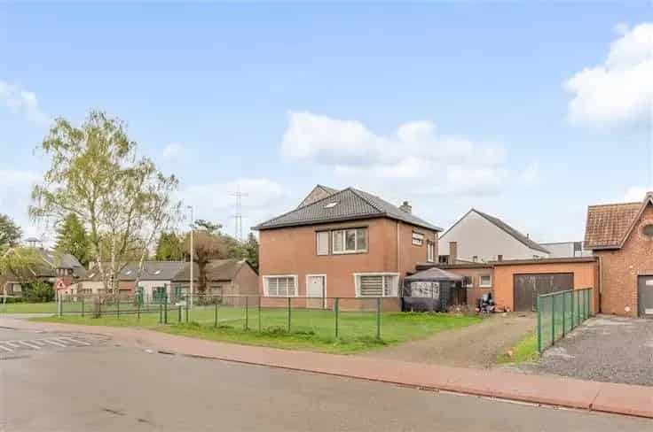 Huis Te Koop Genk 4 slaapkamers Instapklaar