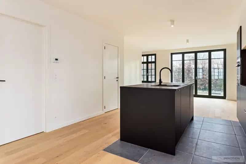 Grote nieuwbouwwoning met 4 slaapkamers