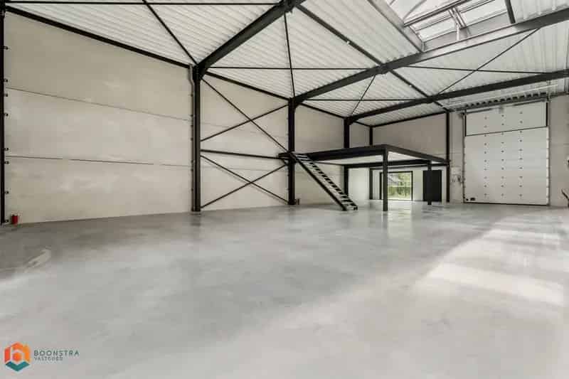 Nieuwbouw KMO-unit (303 m²) op top locatie in Mechelen