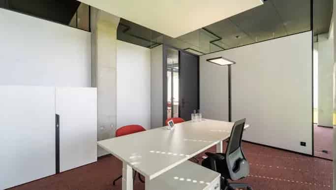 Kantoor te huur in Houtskoolstraat 16, Roeselare - Dewaele